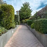 Elfaro Kitty - Stylish Apartment Close To S. Peter